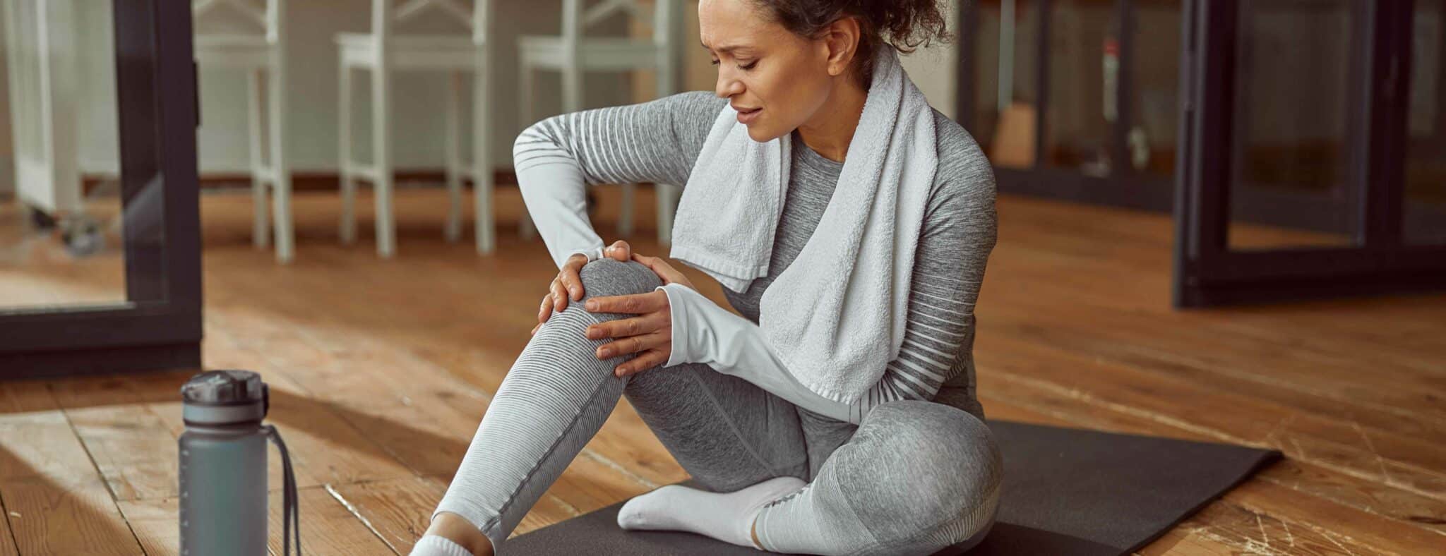 4 exercices quotidien pour soulager l’arthrose du genou | Dr Polle